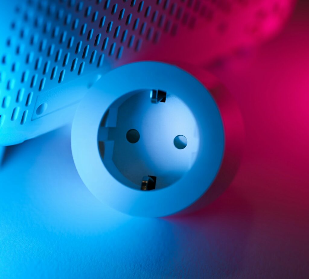 Tomada Inteligente Wi-Fi com Medidor de Energia